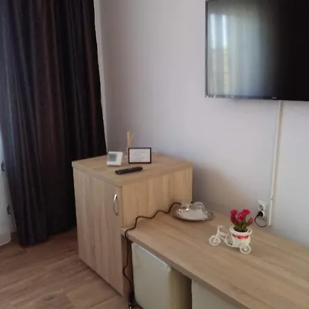 Guest house Casa Eugenia 3*